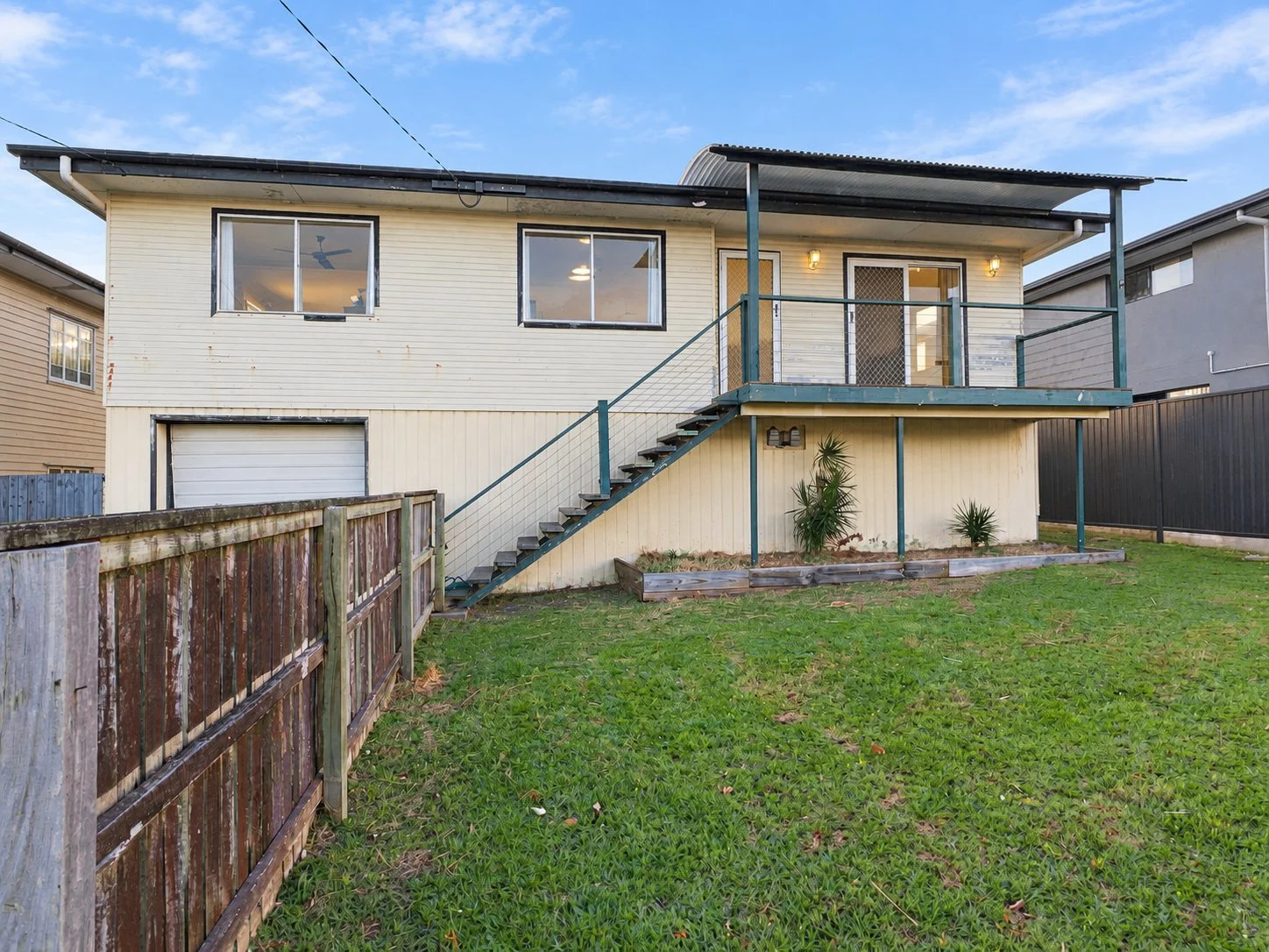 6 Vernon Street, Clontarf, Qld 4019