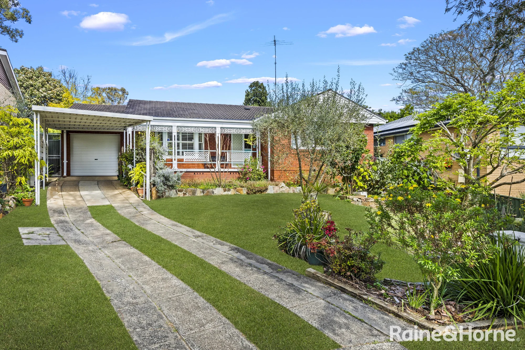 60 Coachwood Crescent, Bradbury, NSW 2560