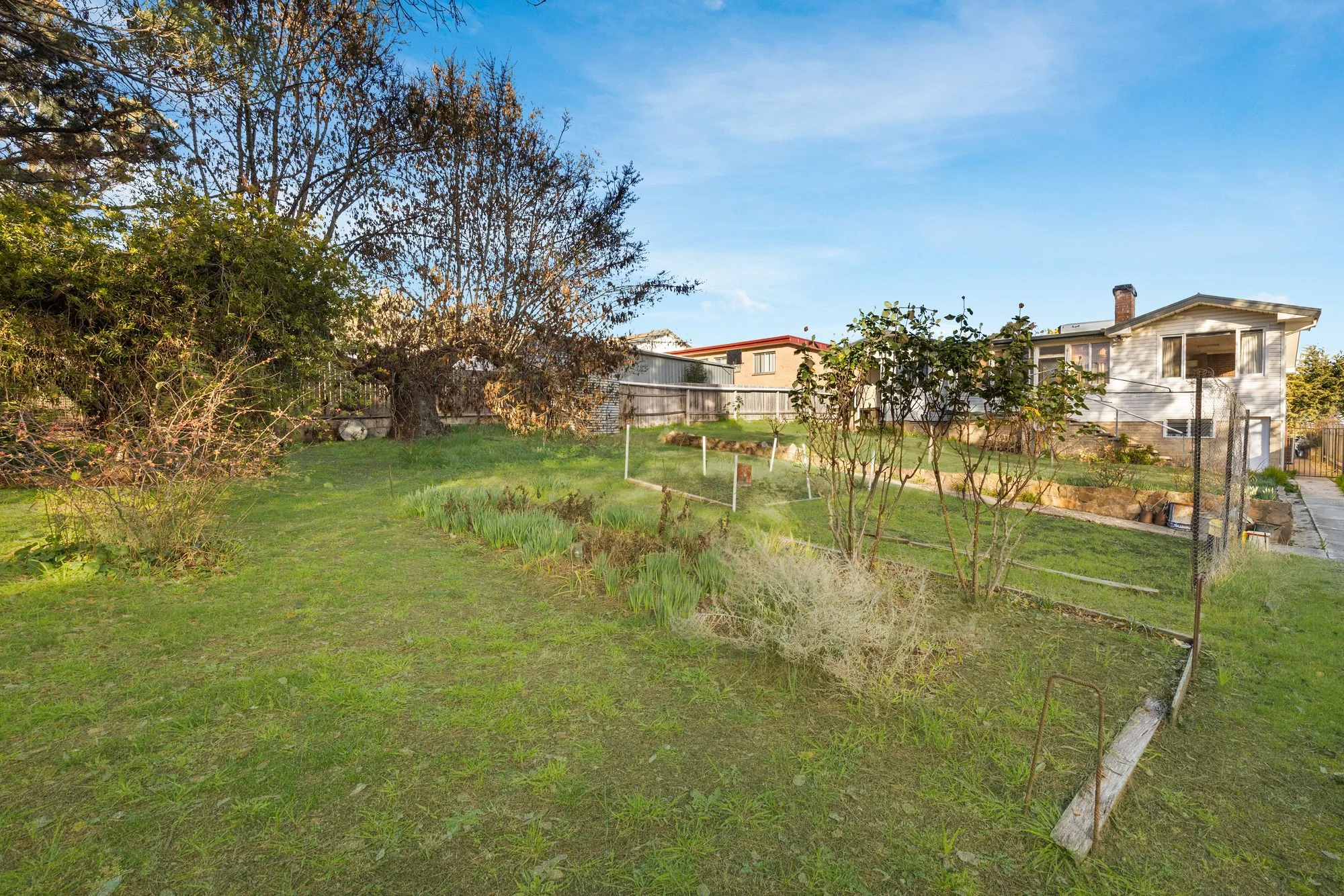 60 Elizabeth Crescent, Queanbeyan, NSW 2620