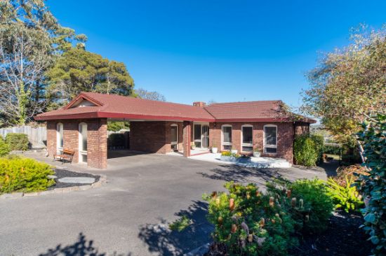 60 Volitans Avenue, Mount Eliza, Vic 3930