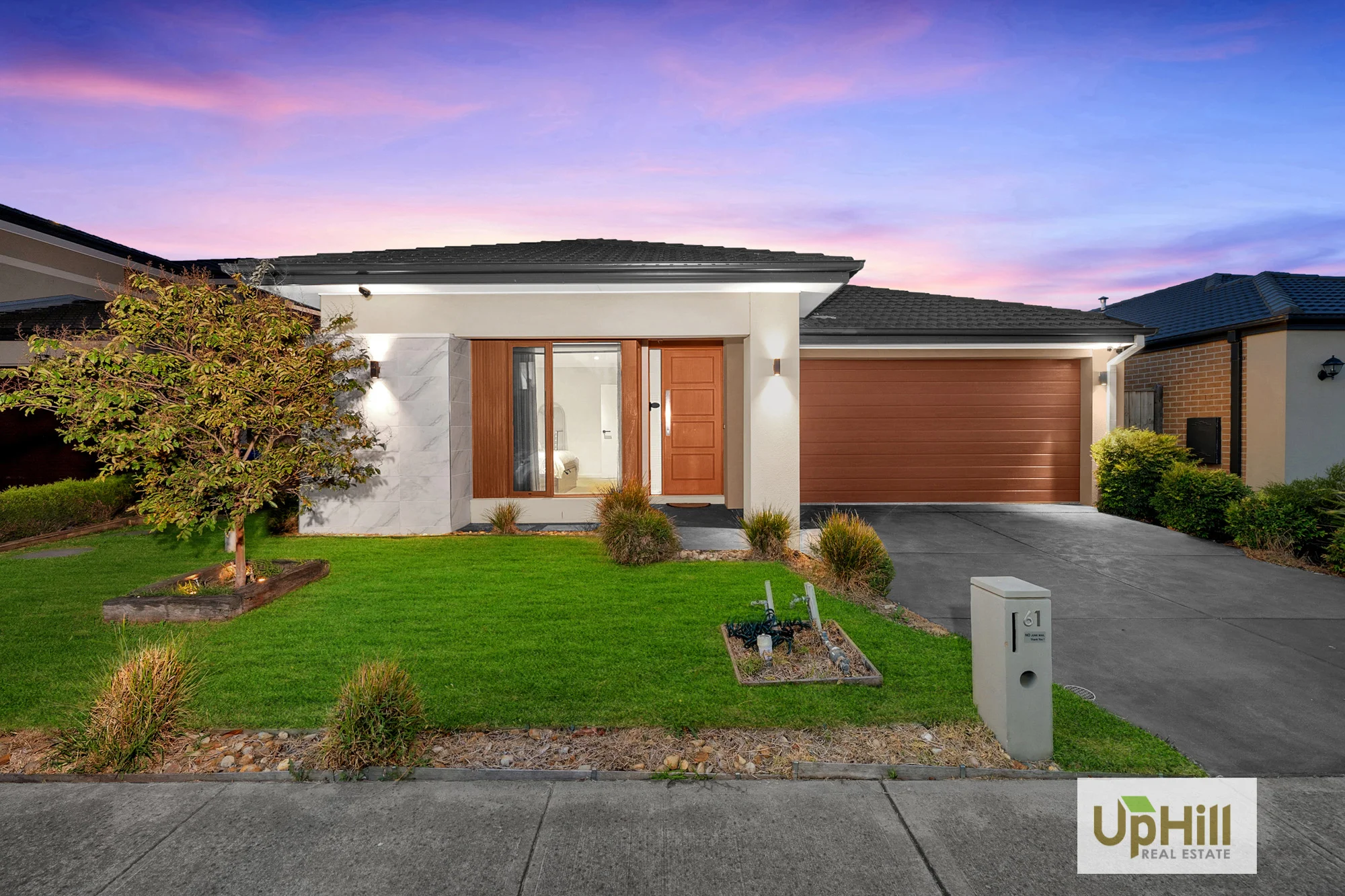 61 Belcam Circuit, Clyde North, Vic 3978