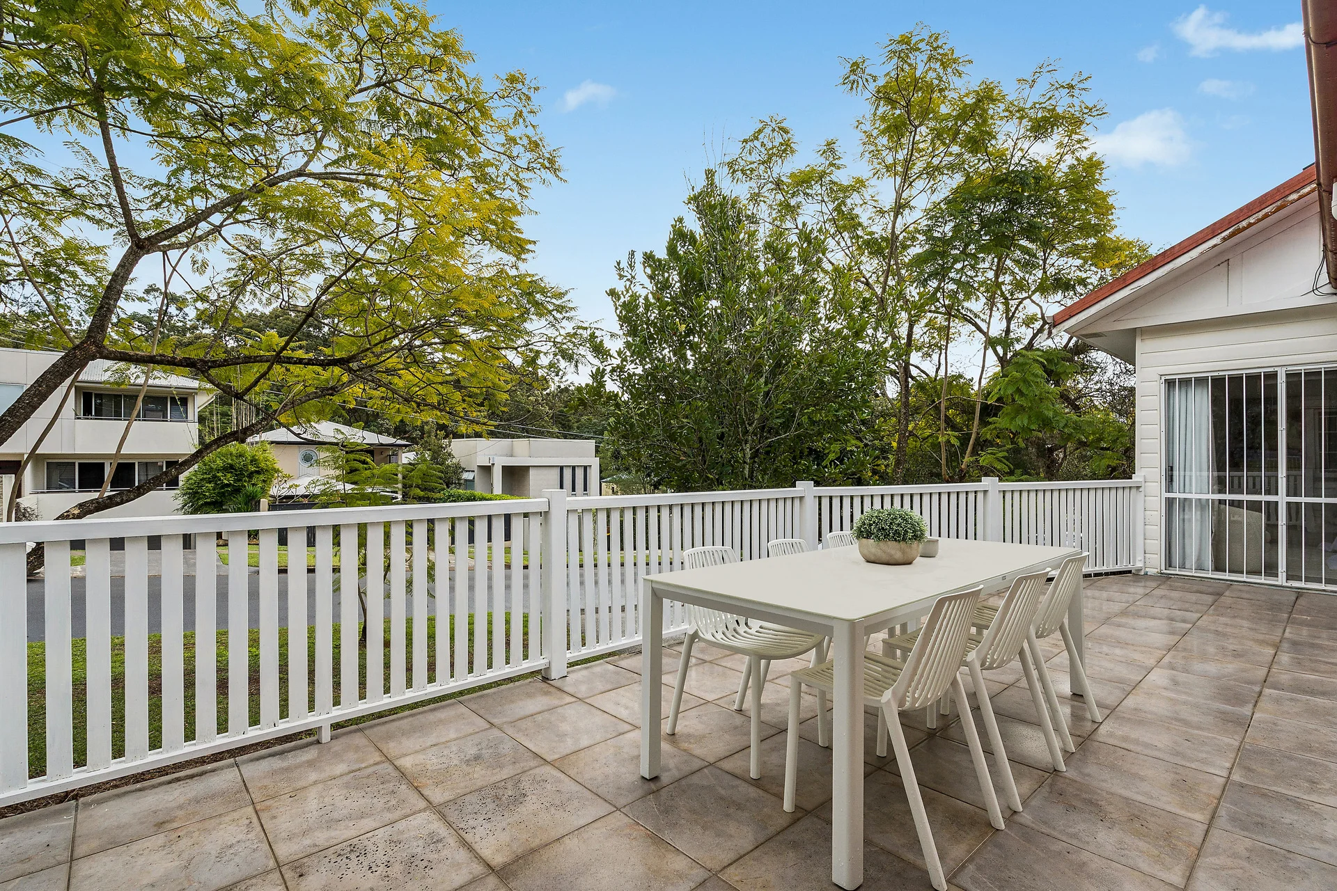63 Fifth Avenue, St Lucia, Qld 4067