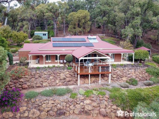 63 Heritage Drive, Roleystone, WA 6111