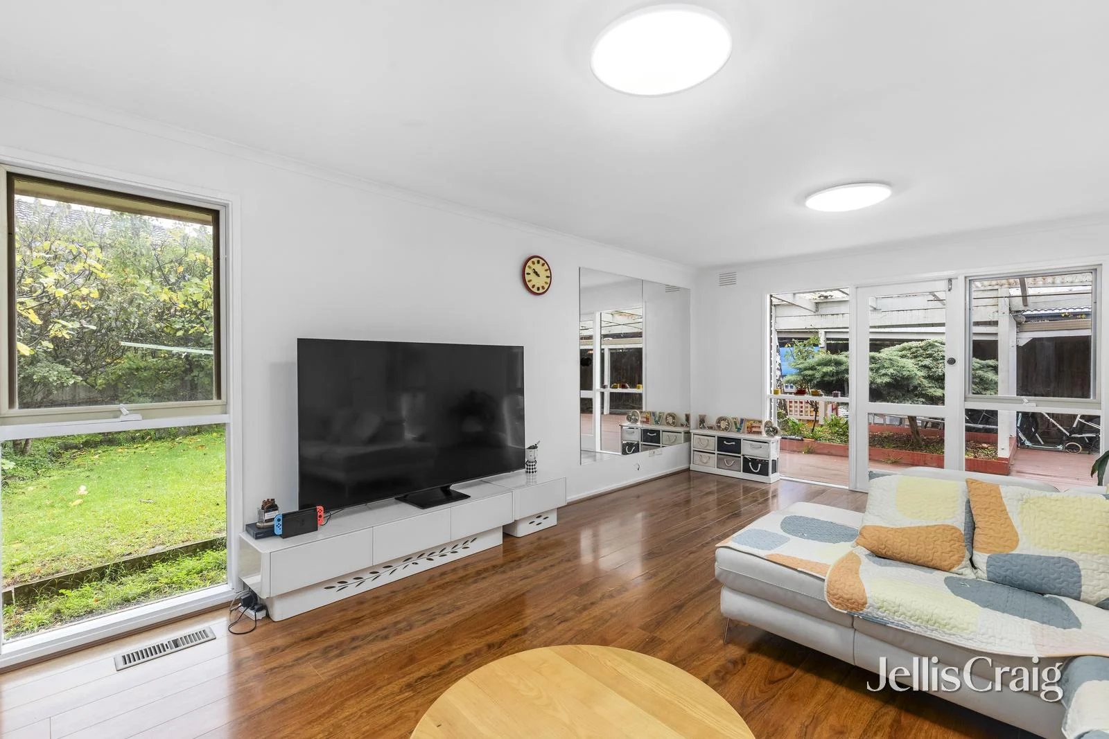 63 Phoenix Drive, Wheelers Hill, Vic 3150