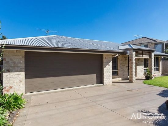 64 Wellington Street, Ormiston, Qld 4160