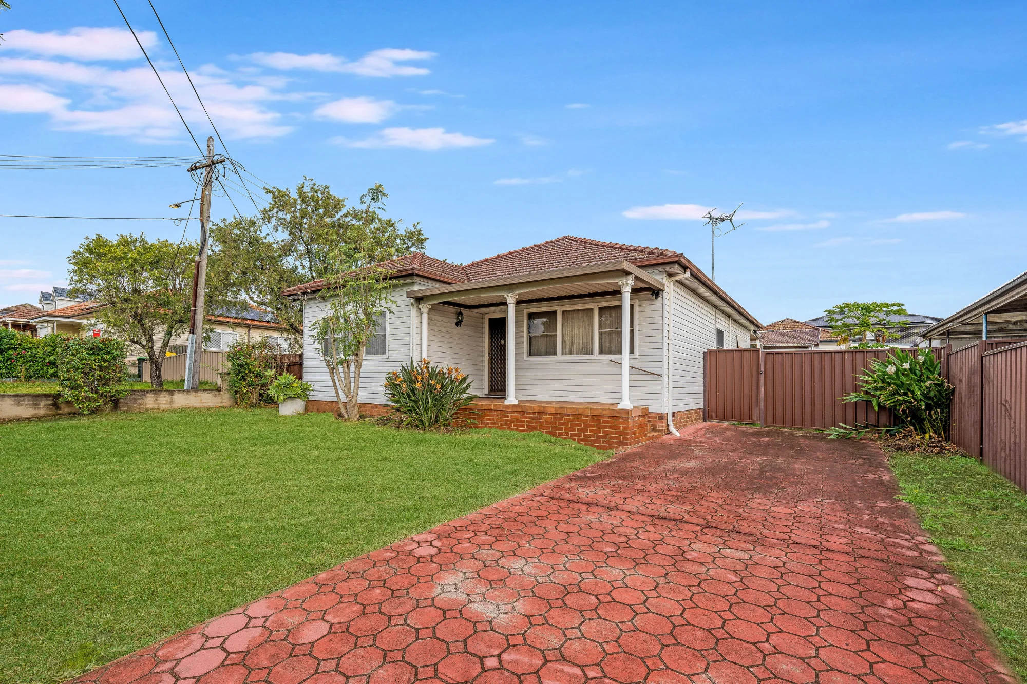 65 Hannans Road, Riverwood, NSW 2210