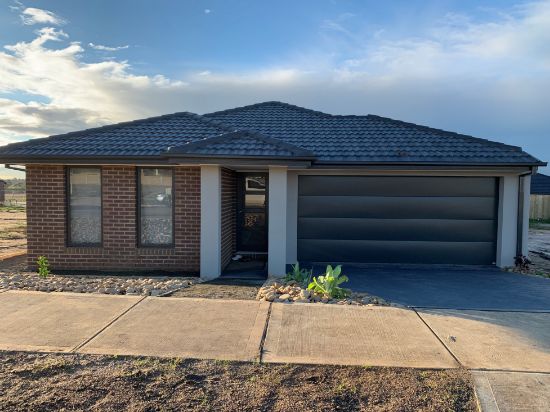 65 Odeon Ave, Clyde North, Vic 3978