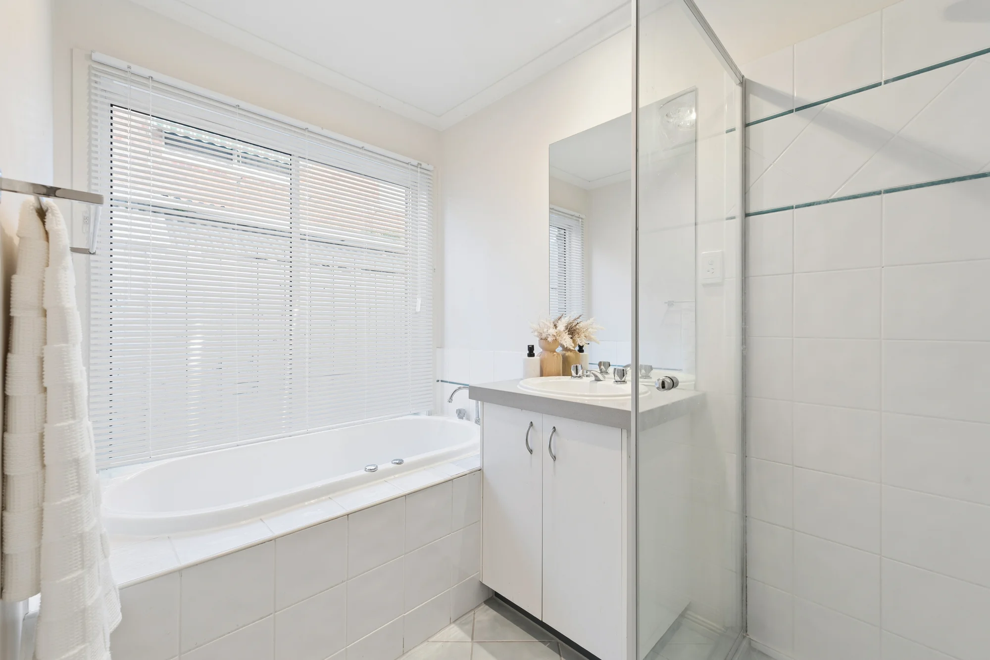 65 Pacific Drive, Aspendale Gardens, Vic 3195