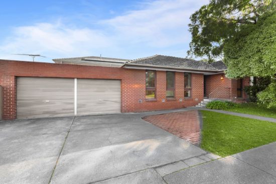 654 Ferntree Gully Rd, Wheelers Hill, Vic 3150