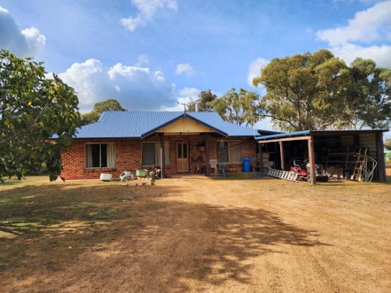 66 First Avenue, Kendenup, WA 6323