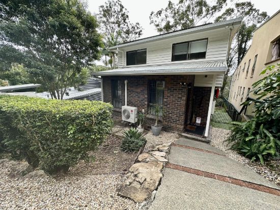 66 Ocean Parade, Burleigh Heads, Qld 4220