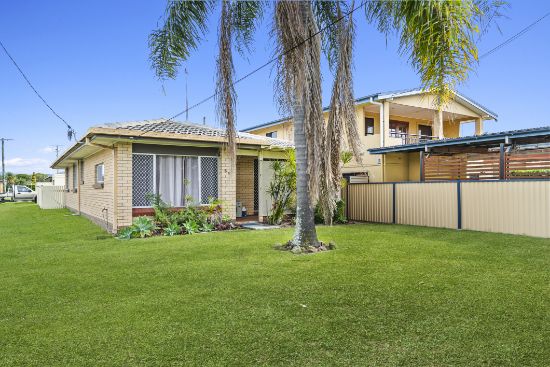 66 Townson Avenue *(also known as 53 Twenty Fourth Avenue), Palm Beach, Qld 4221