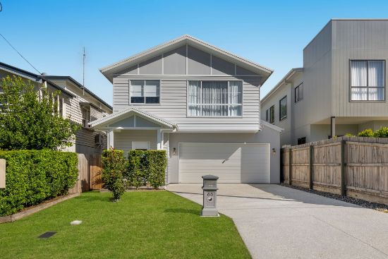 66 William Terrace, Oxley, Qld 4075