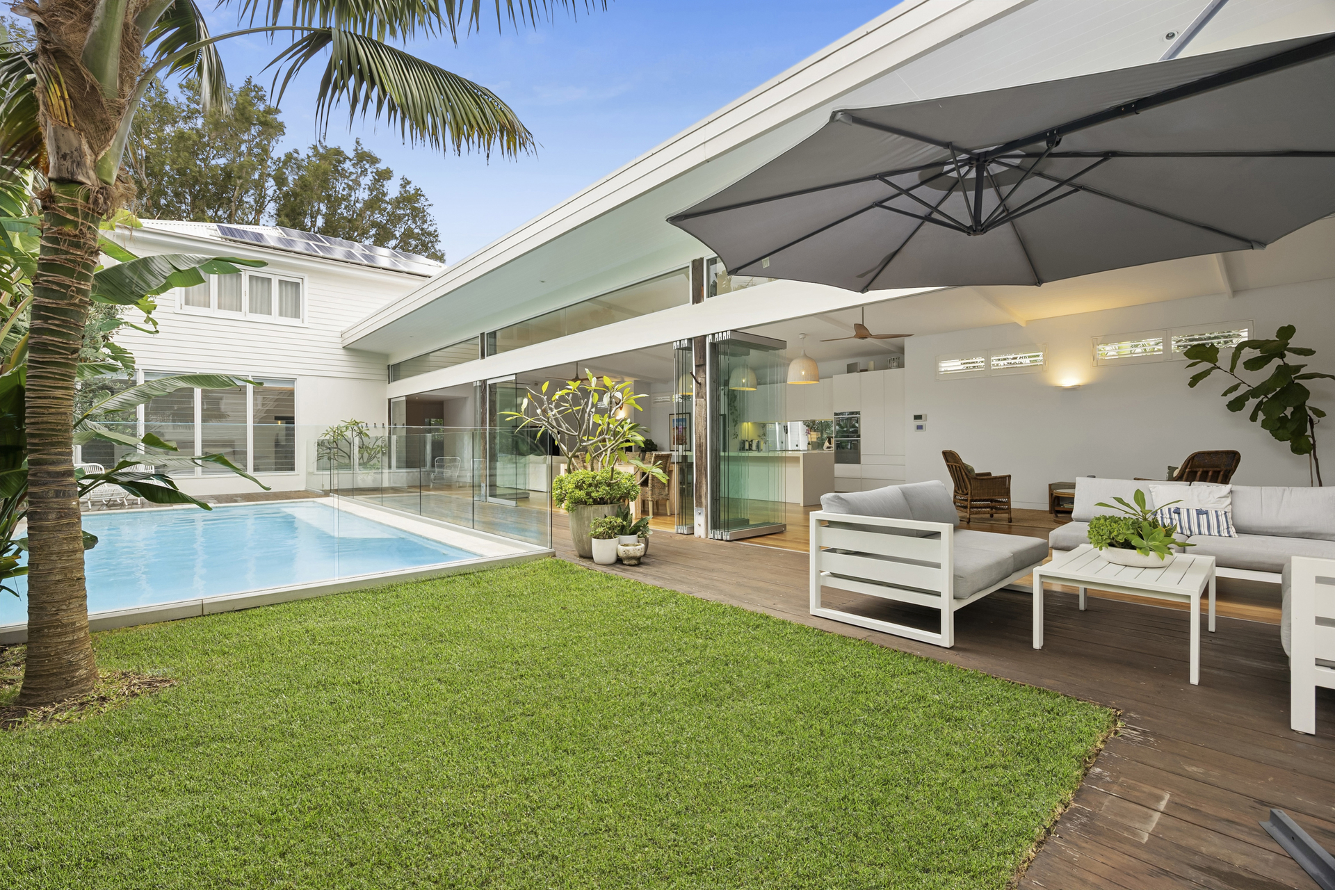 69 Hay Street, Collaroy, NSW 2097 69 Hay Street, Collaroy, NSW 2097