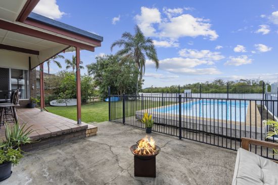 69 Sunset Boulevard, Tweed Heads West, NSW 2485