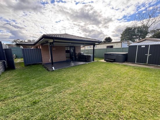 6A Dandenong Crescent, Ruse, NSW 2560