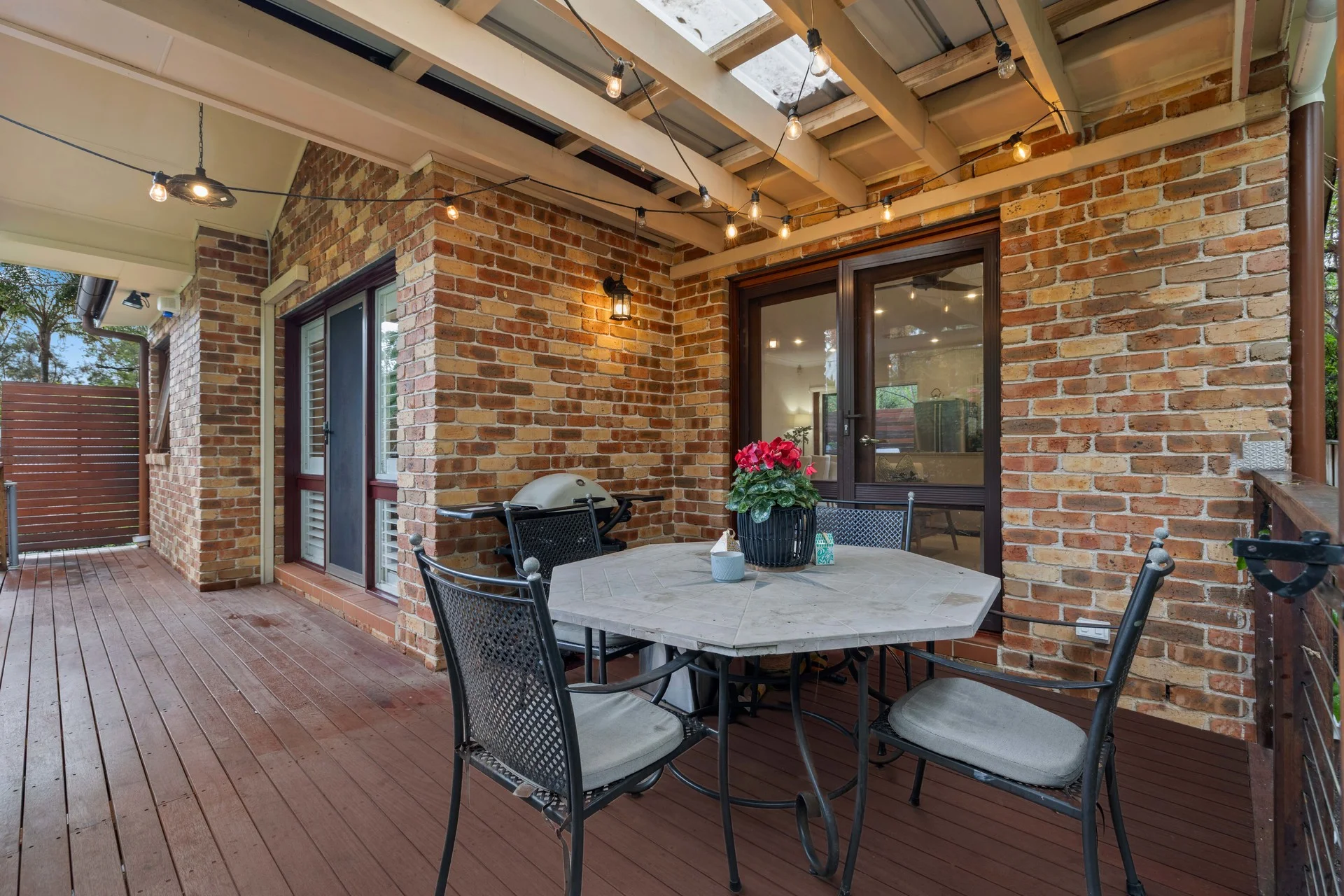 6a Woolcott Avenue, Wahroonga, NSW 2076