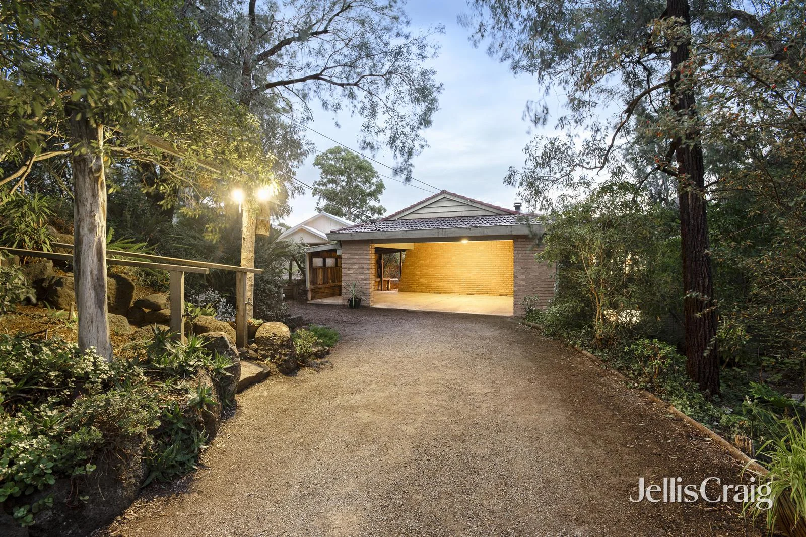 7 Arcola Court, Eltham, Vic 3095