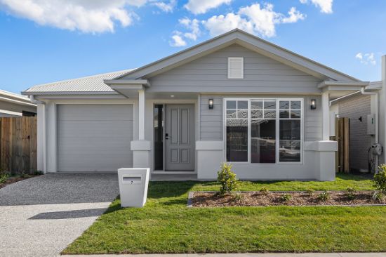 7 Barossa  Street, Banya, Qld 4551