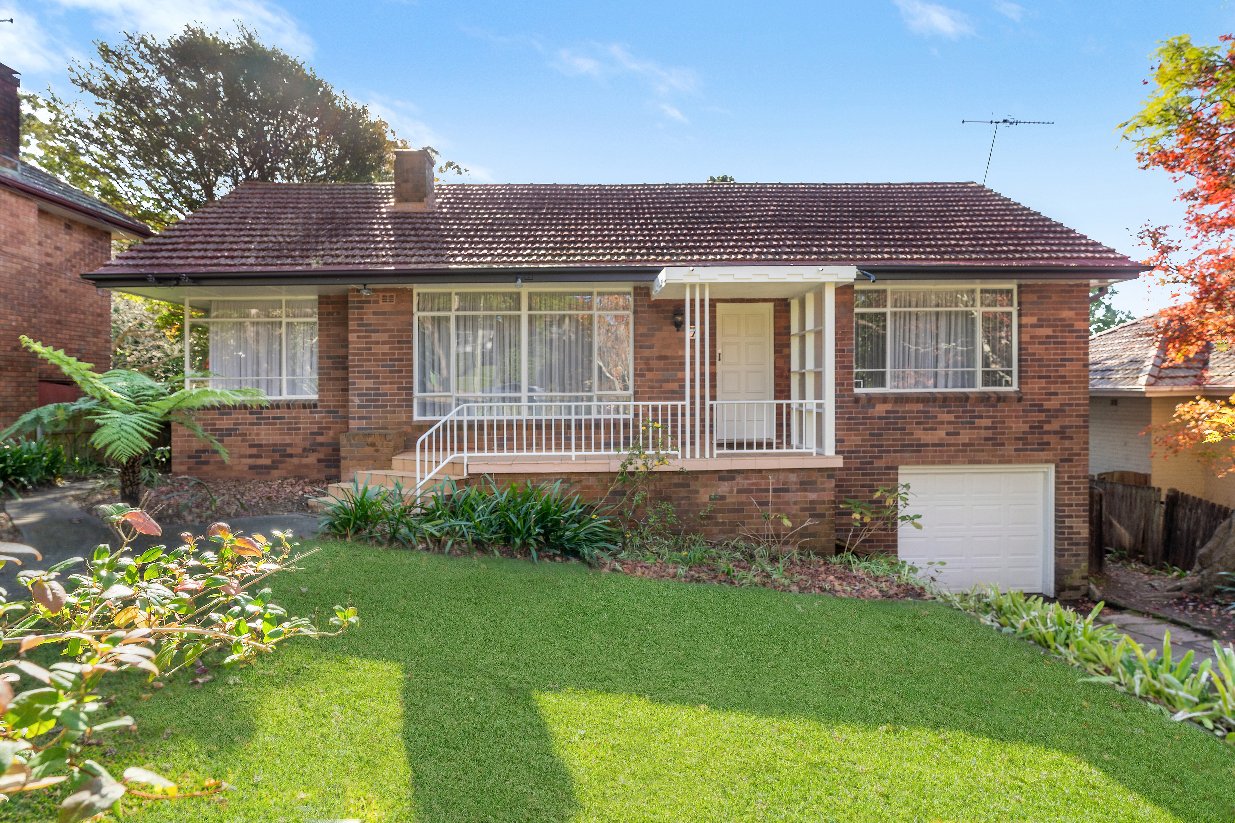7 Crown Road, Pymble, NSW 2073 7 Crown Road, Pymble, NSW 2073