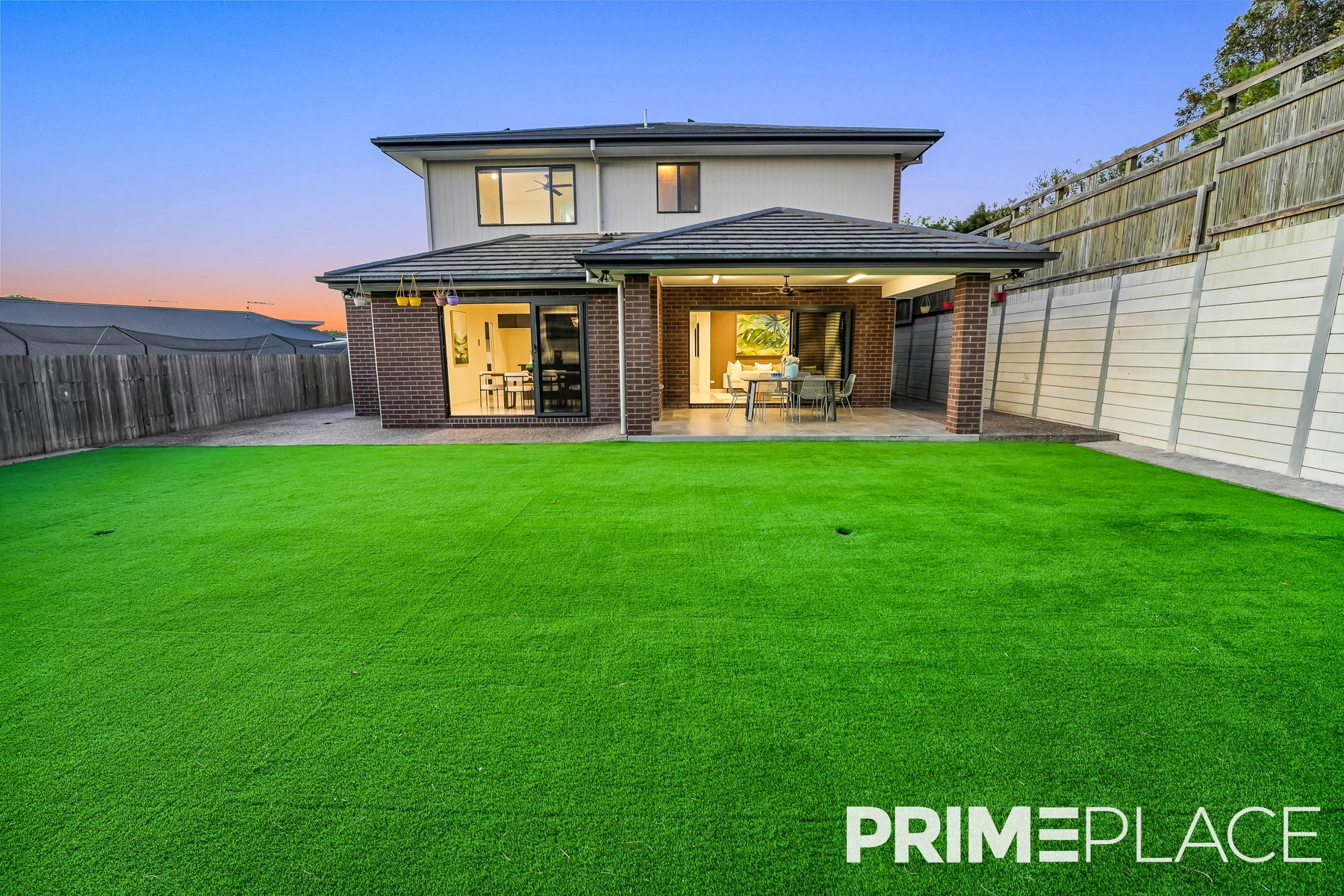 7 Dusk Street, Spring Mountain, Qld 4300