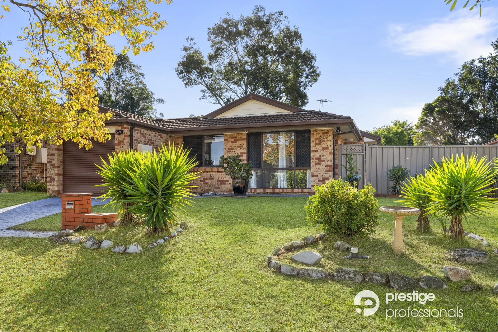 7 Implexa Court, Wattle Grove, NSW 2173