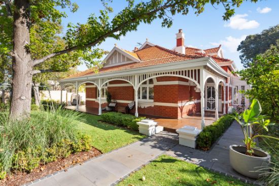 7 James Road, Swanbourne, WA 6010