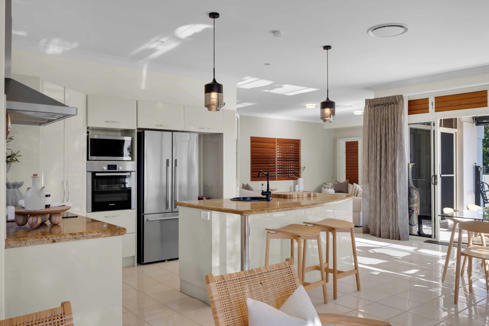 7 Majorca Place, Parrearra, Qld 4575