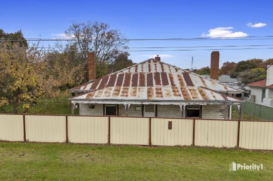 7  Maple Street, Golden Square, Vic 3555