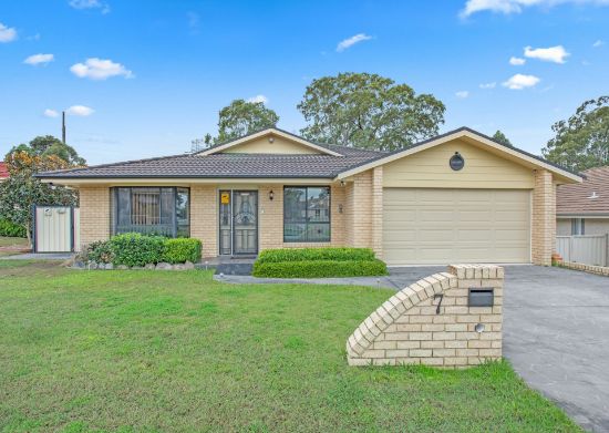7 Melaleuca Place, Taree, NSW 2430
