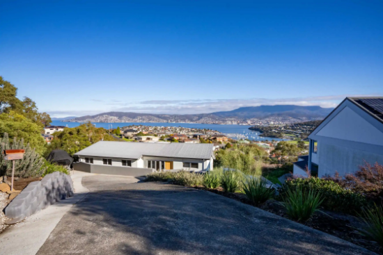 7 Mercedes Place, Bellerive, Tas 7018