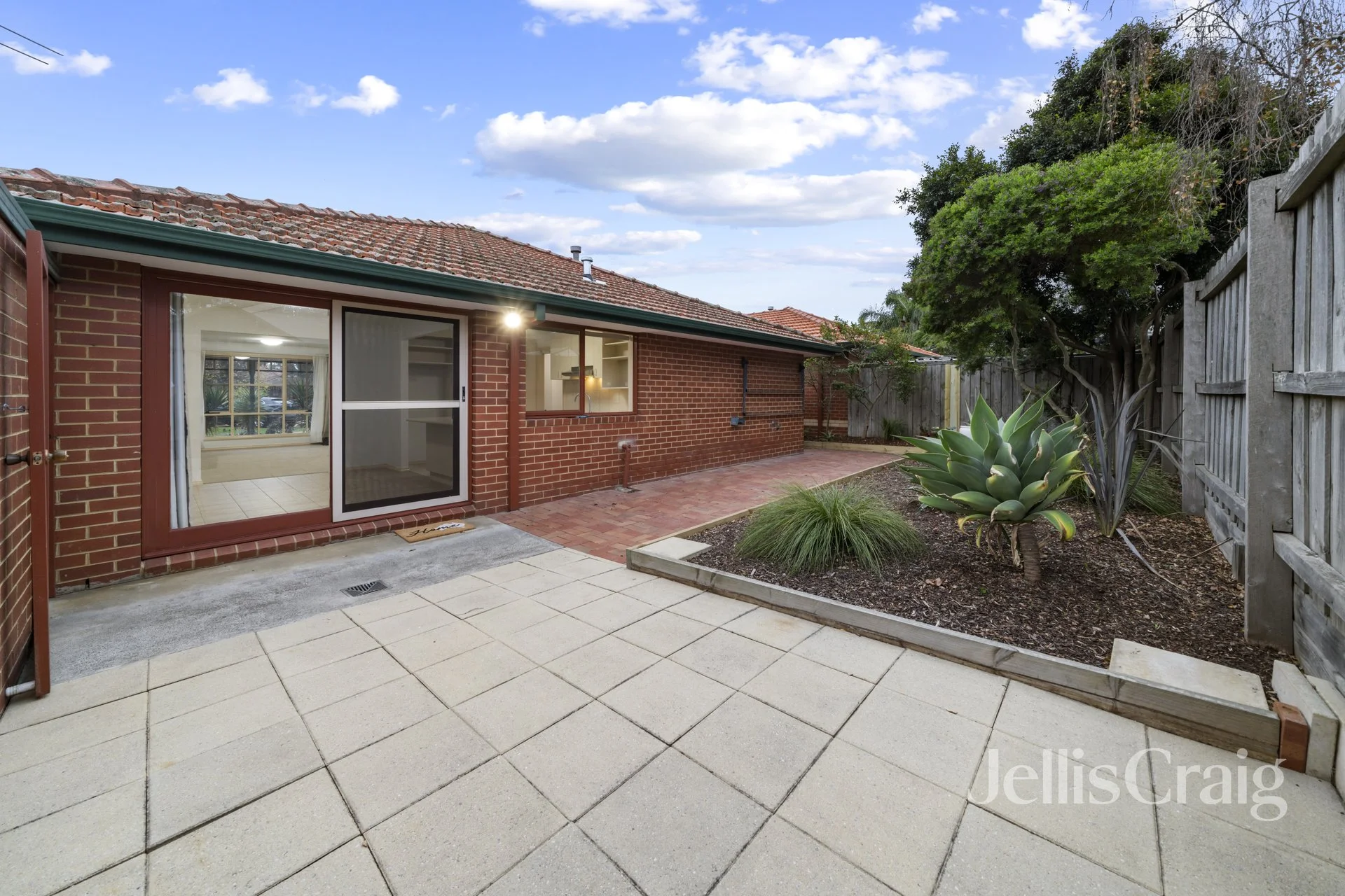 7 Oploo Court, Dingley Village, Vic 3172