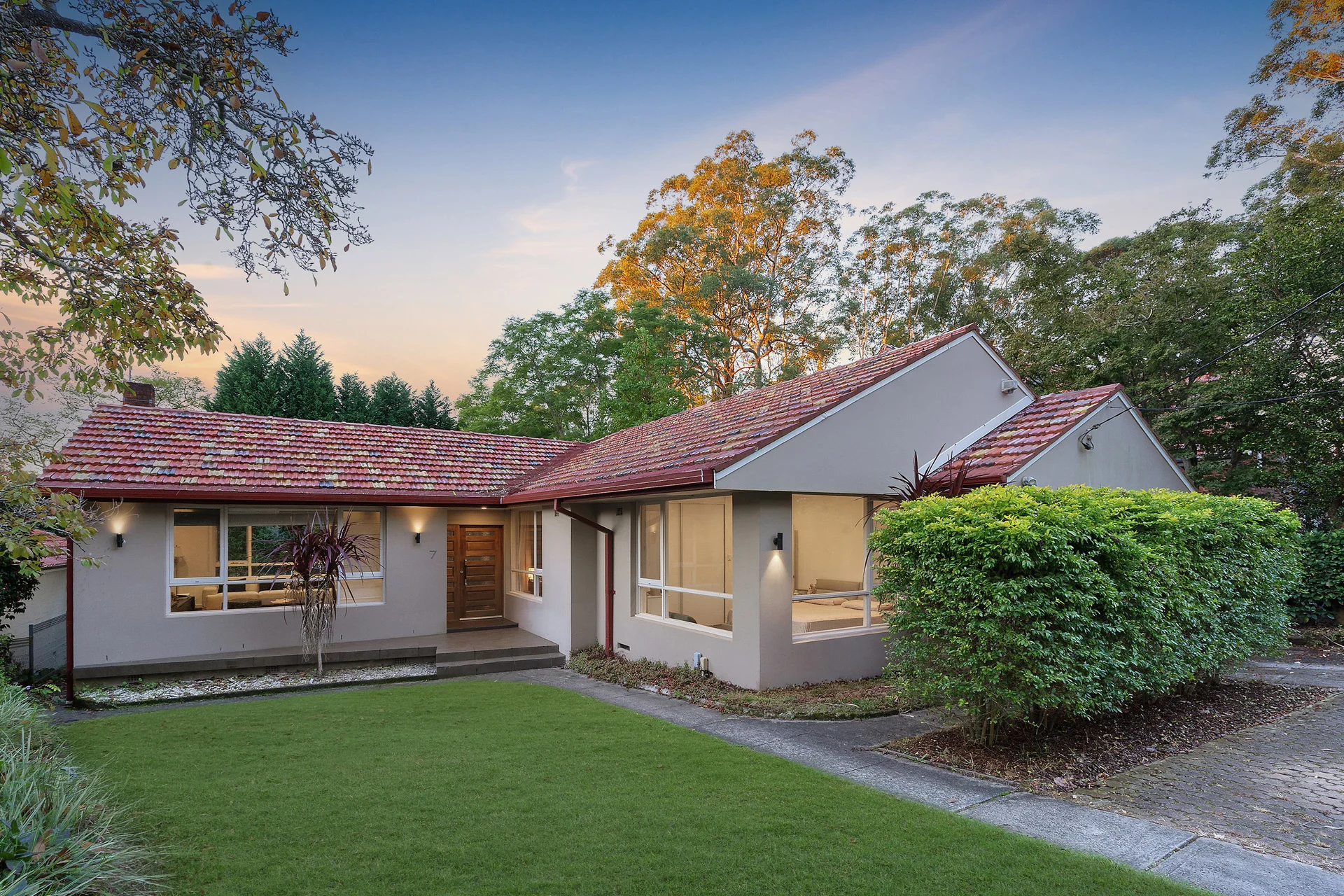 7 Pentecost Avenue, St Ives, NSW 2075
