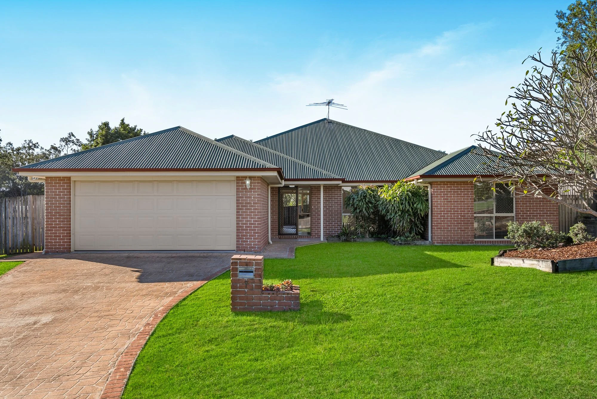 7 Pinehurst Court, Albany Creek, Qld 4035