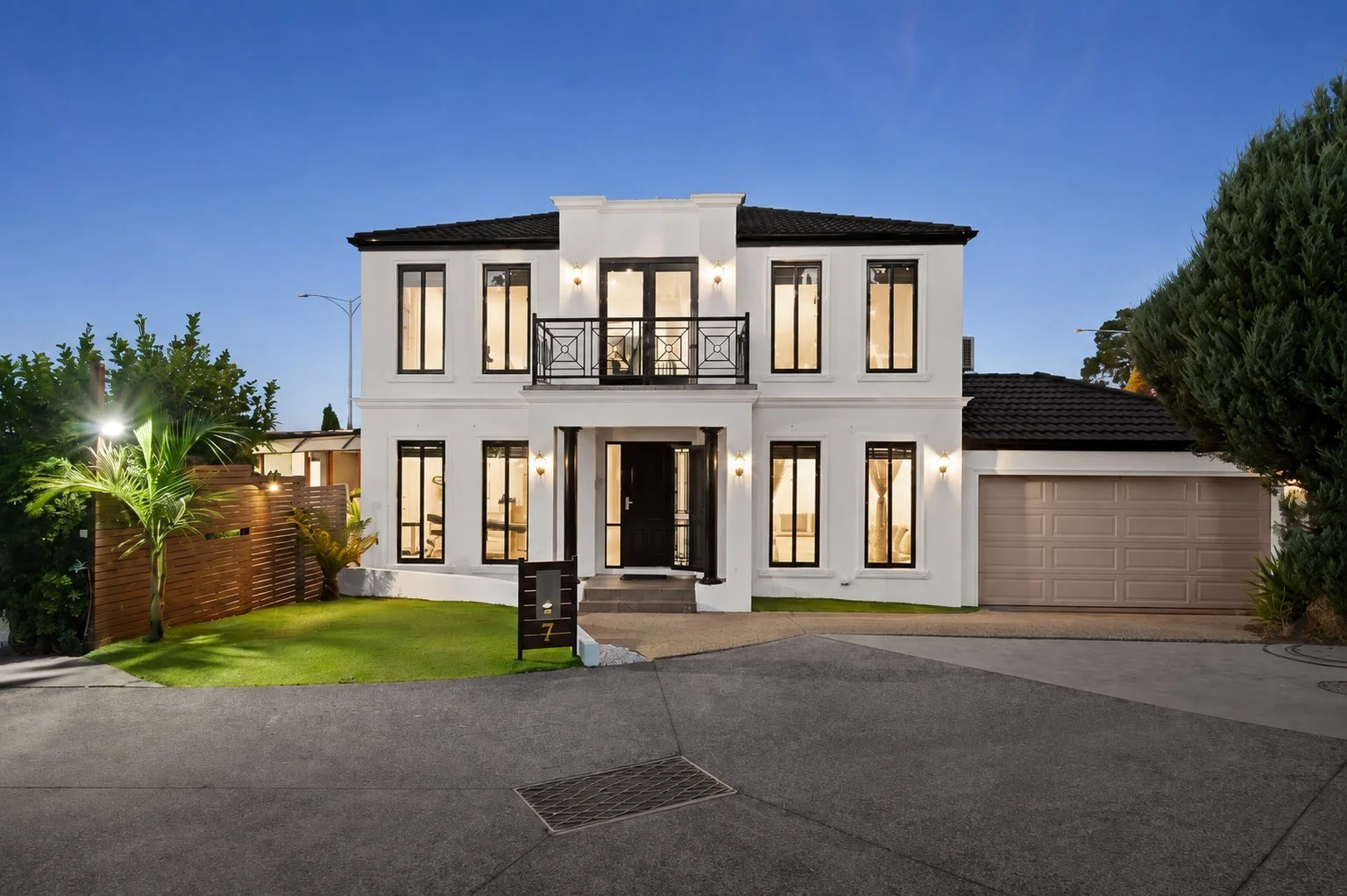 7 Redleaf Close, Hampton Park, Vic 3976