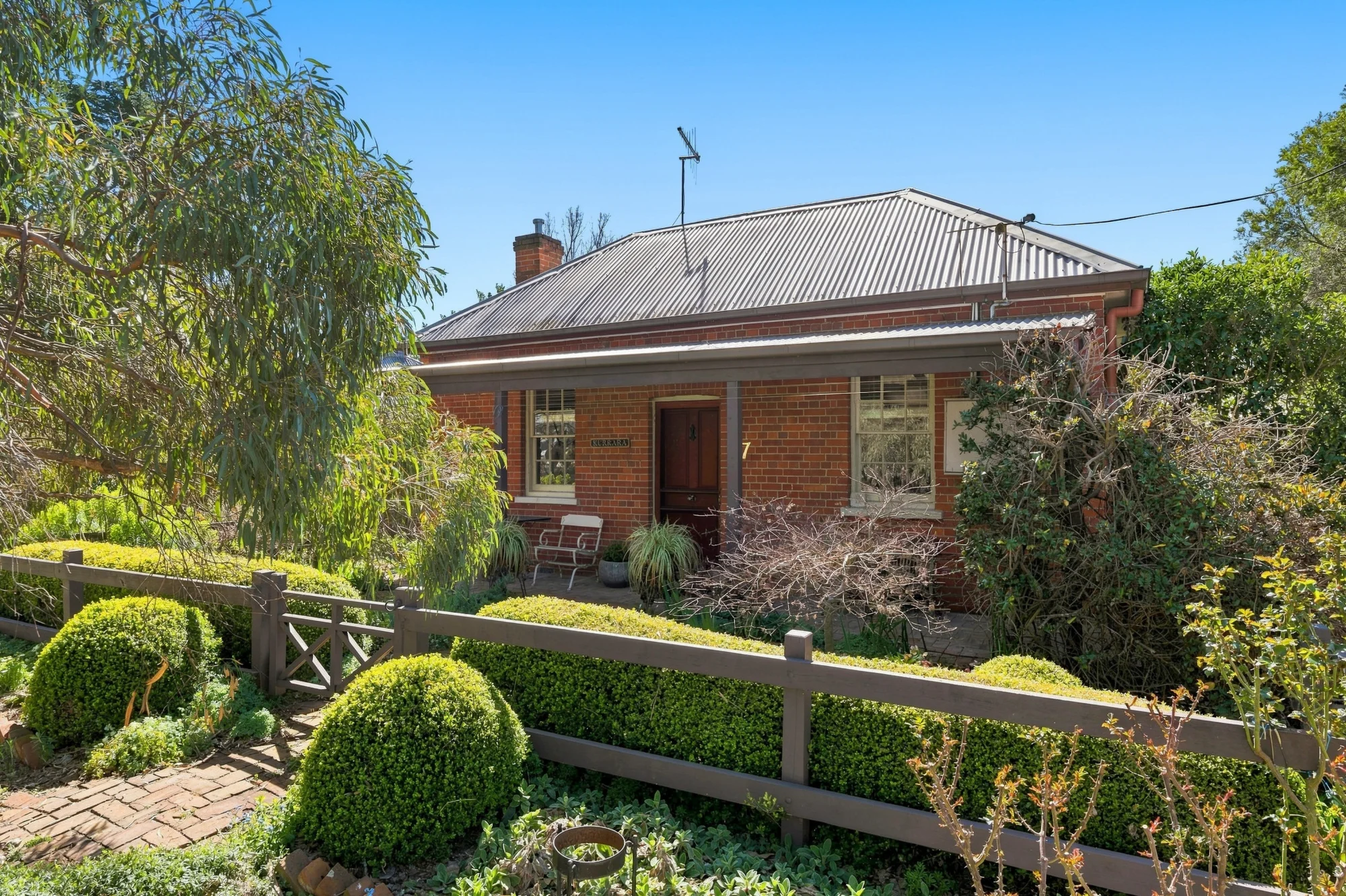 7 River Road, Kelso, NSW 2795