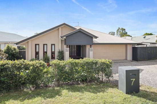 7 Stoney Creek Circuit, Ormeau, Qld 4208