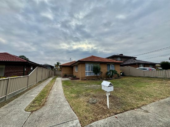 7 Streetly Close, Tullamarine, Vic 3043