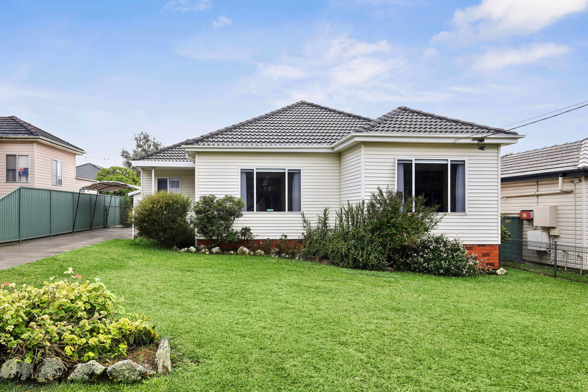 7 Taloma Street, Picnic Point, NSW 2213 7 Taloma Street, Picnic Point, NSW 2213