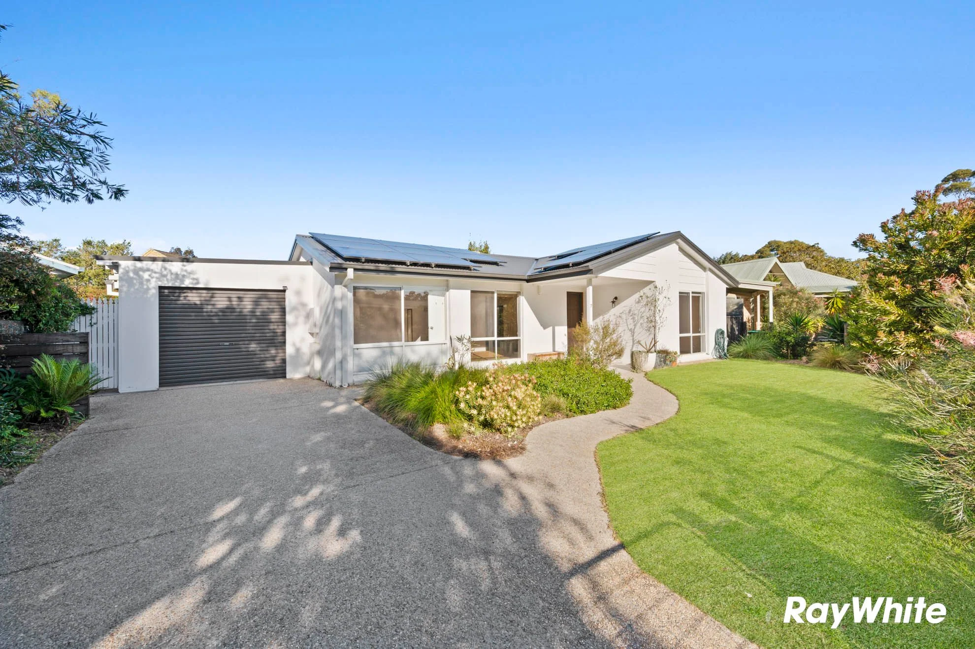 7 Zanthus Drive, Broulee NSW 2537