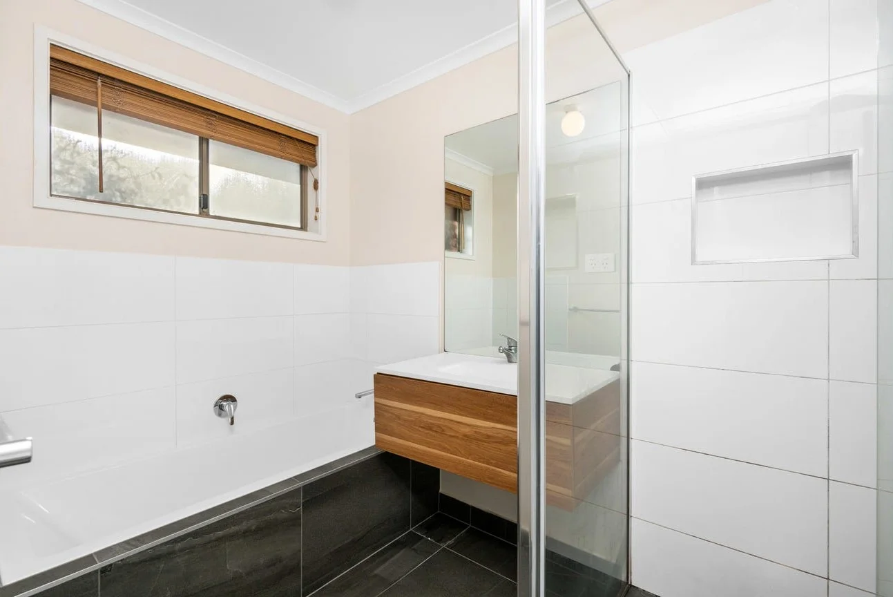 70 Greenville Dr, Grovedale, Vic 3216