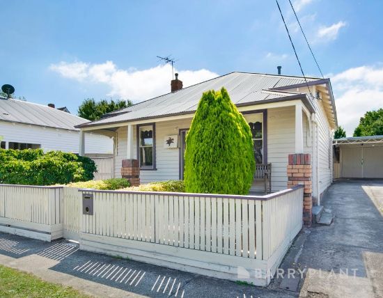 706 Doveton St N, Soldiers Hill, Vic 3350