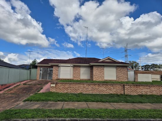 71 Woodlands Drive, Glenmore Park, NSW 2745