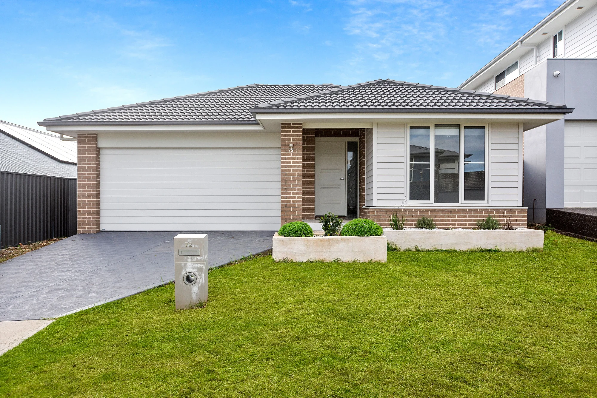 72 Bristlebird Drive, Calderwood NSW 2527