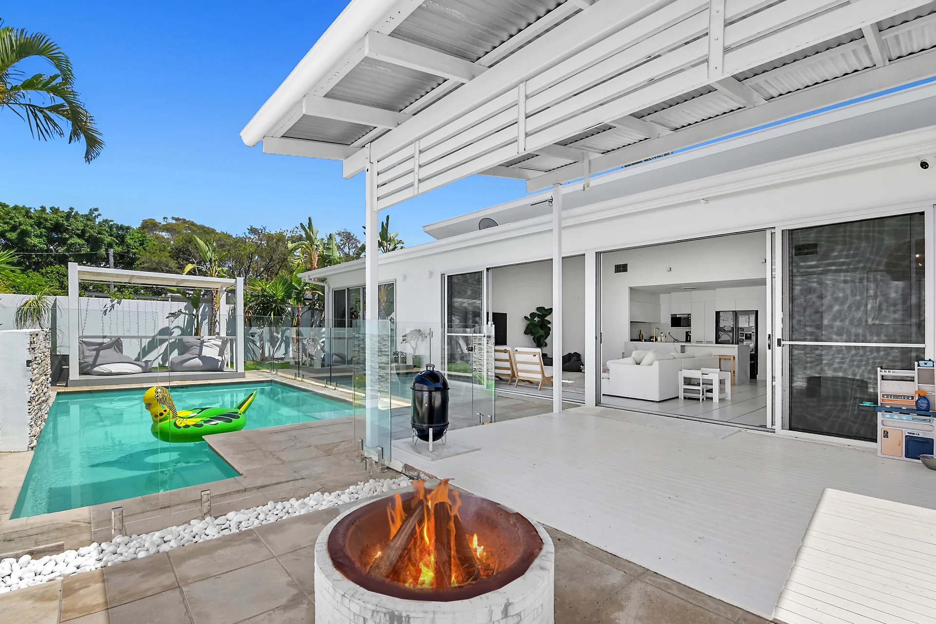 72 Poinciana Boulevard, Broadbeach Waters, Qld 4218