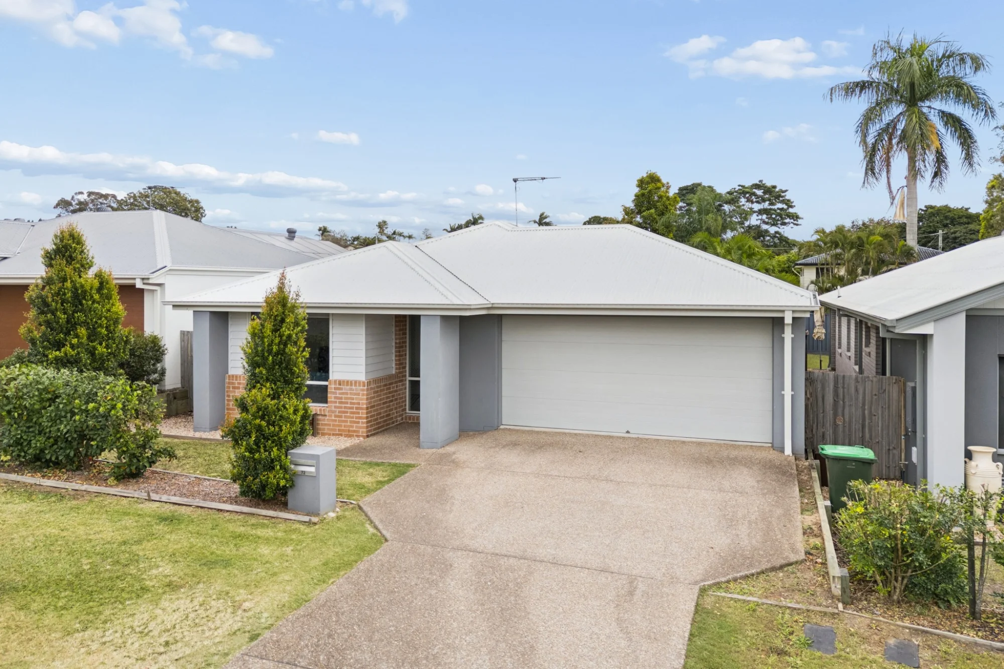 72 Spruce Circuit, Hillcrest, Qld 4118