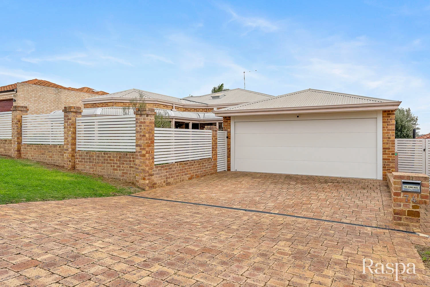 74 King Street, Coogee, WA 6166