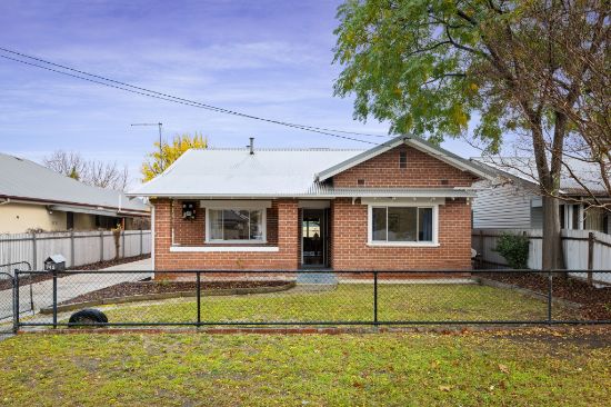 745 Vine Street, Albury, NSW 2640