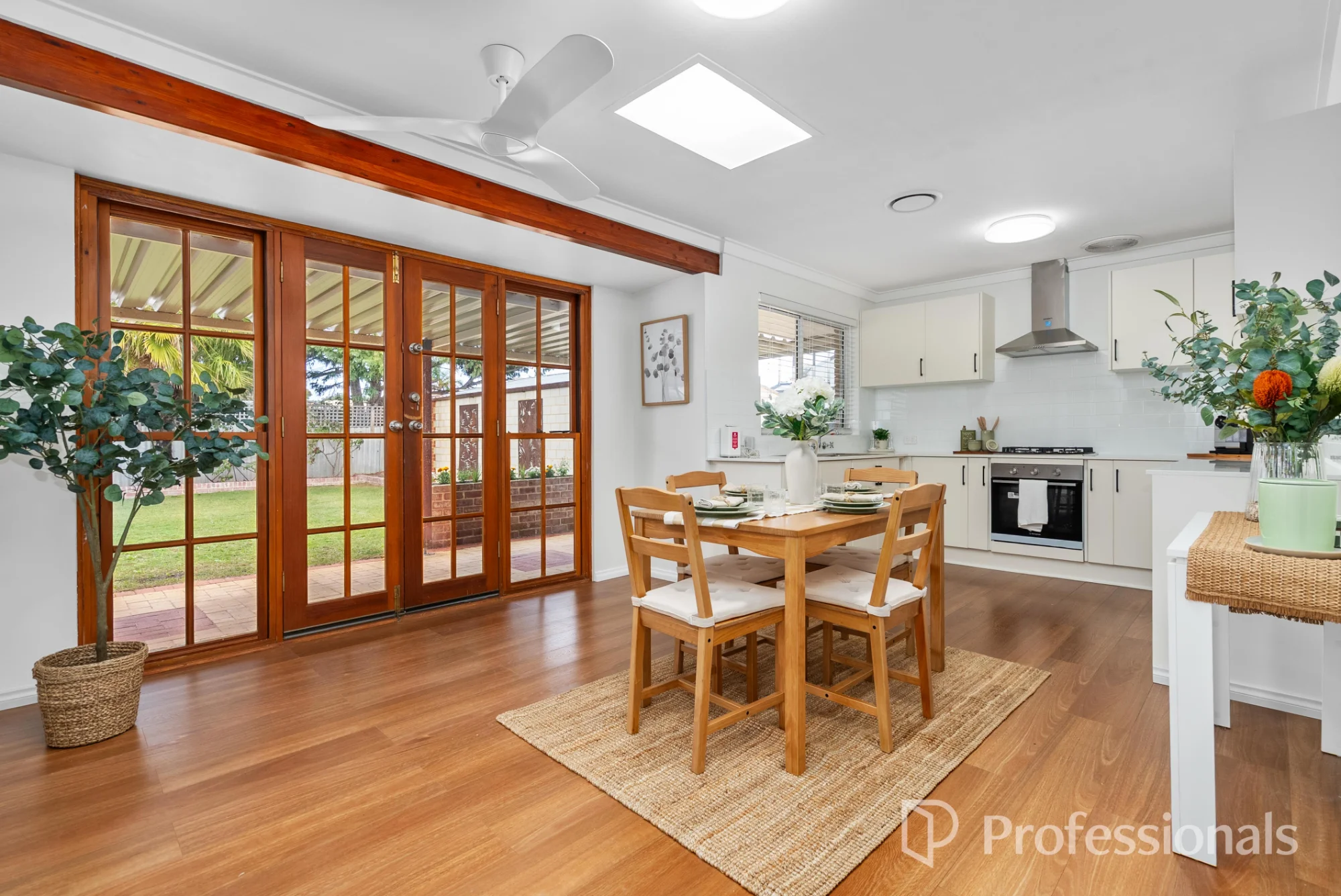 75 Kingston Way, Safety Bay, WA 6169