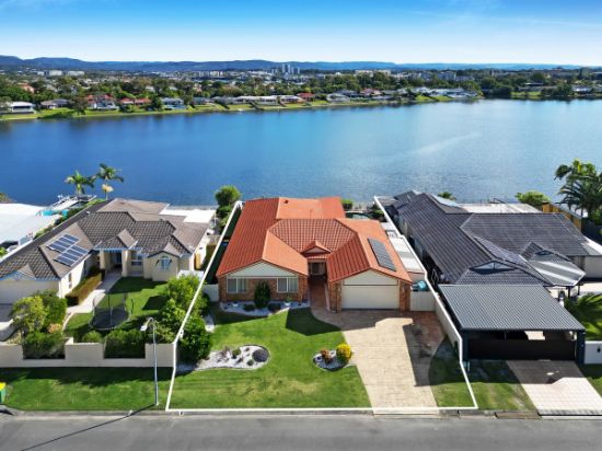 76 Dipper Drive, Burleigh Waters, Qld 4220